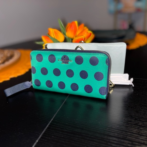 Kate Spade New York Chelsea Delightful Dot Wallet - Picture 2 of 7